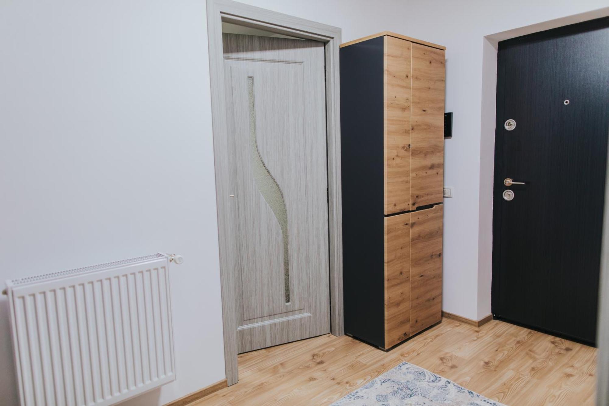 Alessandra-Aparthotel Piatra Neamt Exterior photo